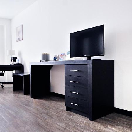 Comfort Inn Морелия Екстериор снимка