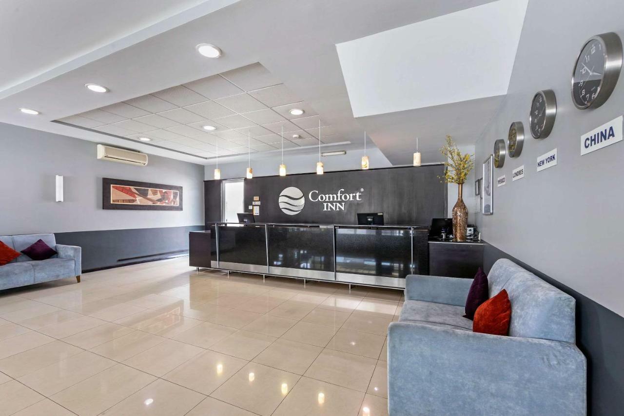 Comfort Inn Морелия Екстериор снимка