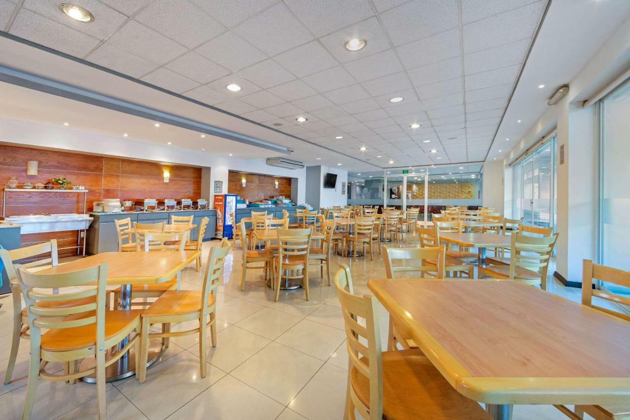 Comfort Inn Морелия Екстериор снимка
